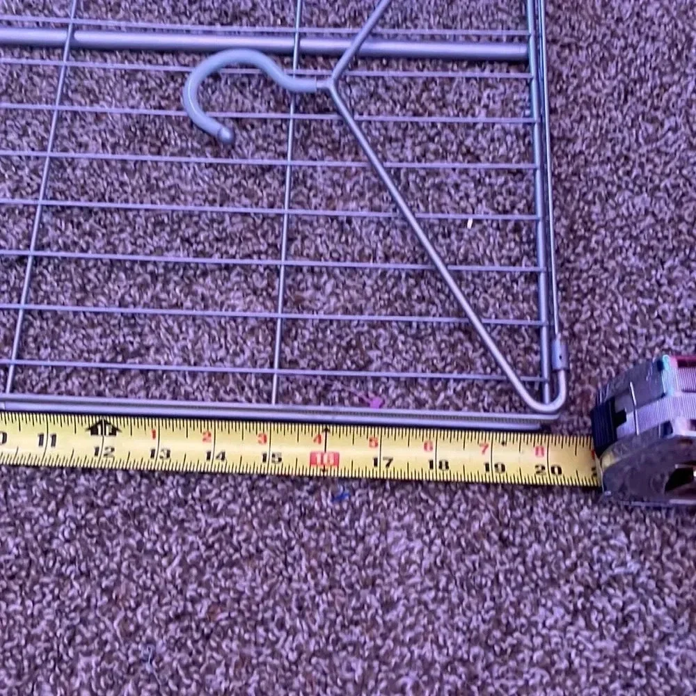 Metal closet rack